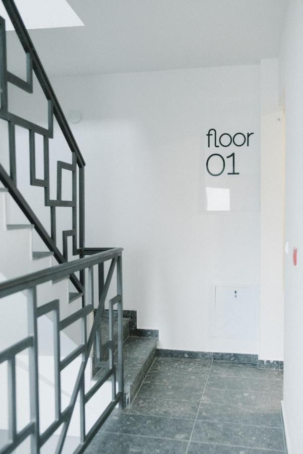 Meebo Apartments Novi Sad Esterno foto