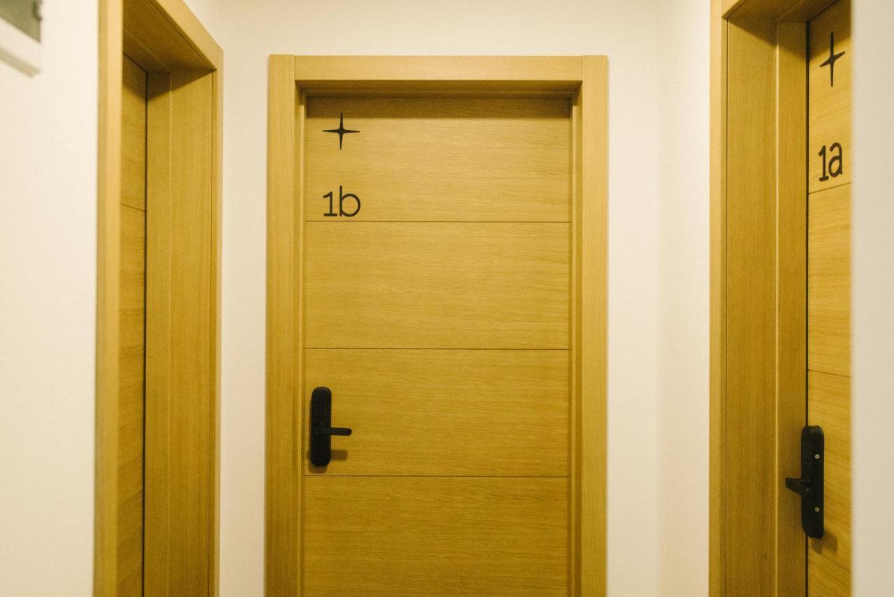 Meebo Apartments Novi Sad Esterno foto