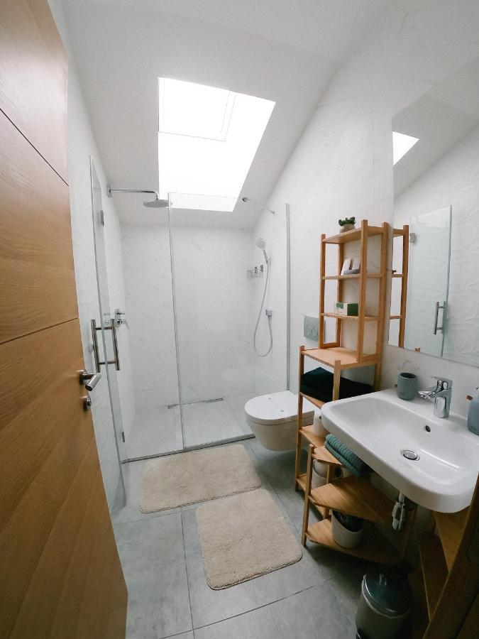 Meebo Apartments Novi Sad Esterno foto
